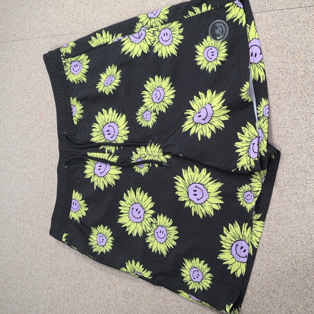 Neff Shorts, Smiley Face Flowers Sunshine, Retro Look Board Shorts Trunks, Large - Picture 2 of 12